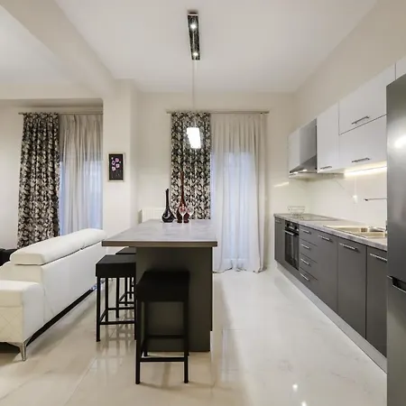Apartment Erythrina #colony_deluxe_suite Thessaloniki